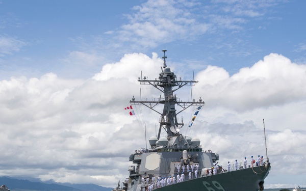 USS Milius arrives in Pearl Harbor