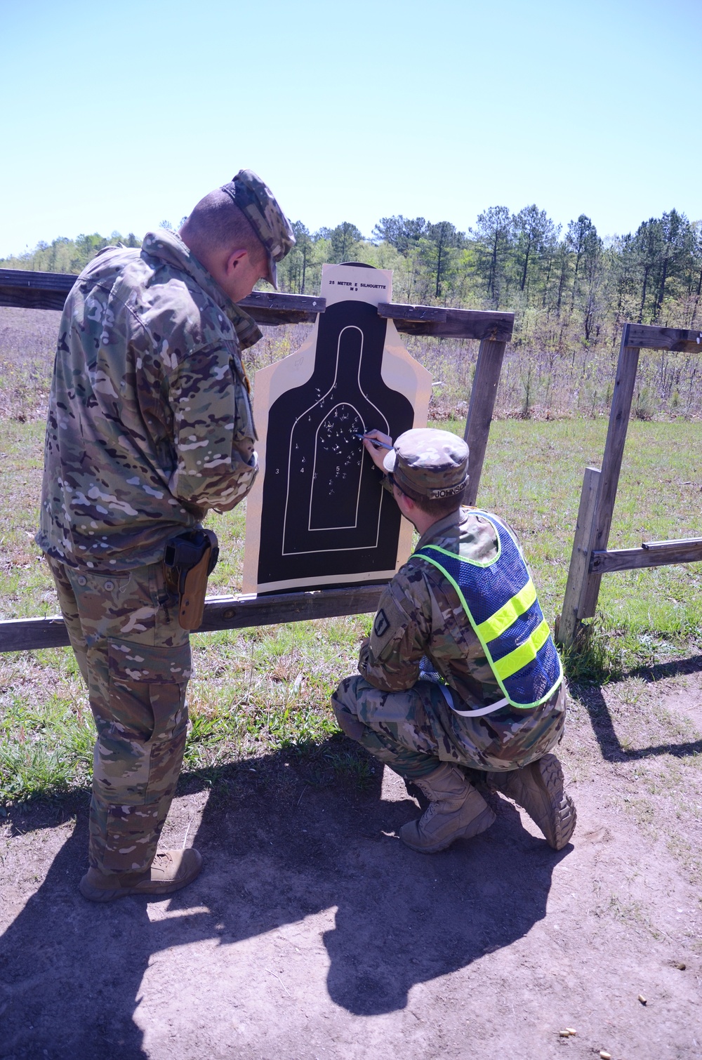 183rd RTI trains MP students on marksmanship