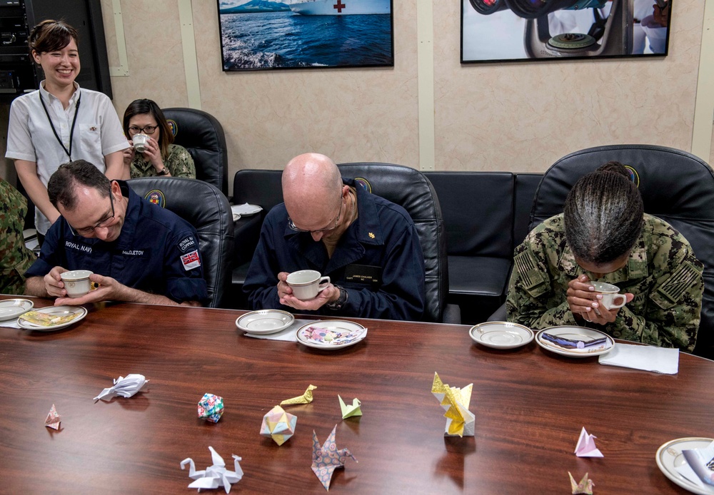 JMSDF Sailors host Japanese Tea Ceremony aboard USNS Mercy