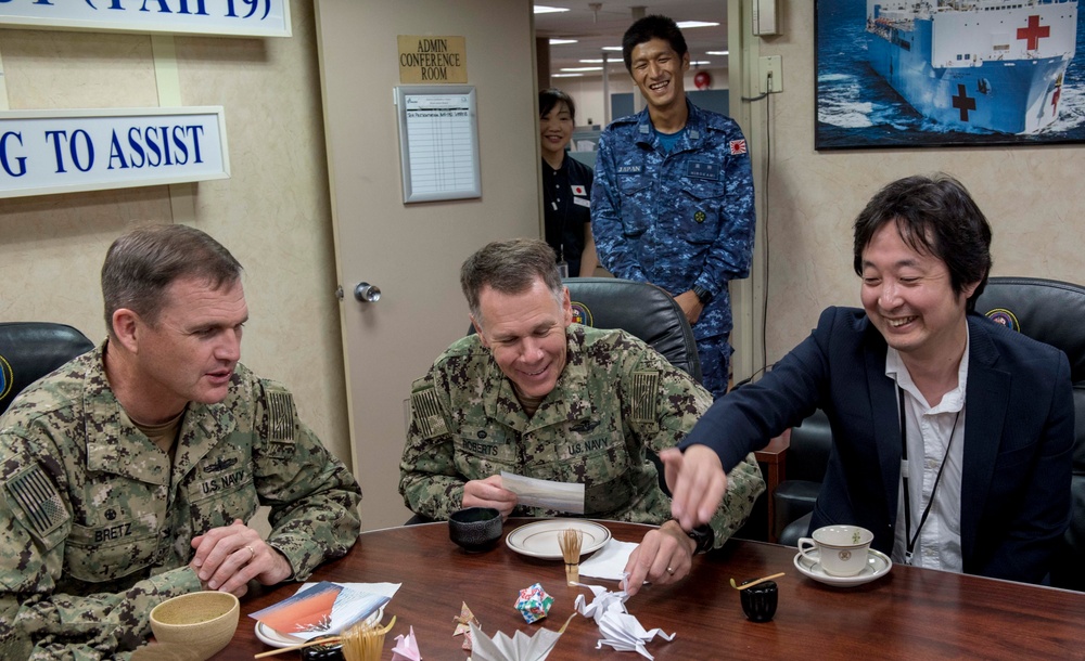 JMSDF Sailors host Japanese Tea Ceremony aboard USNS Mercy