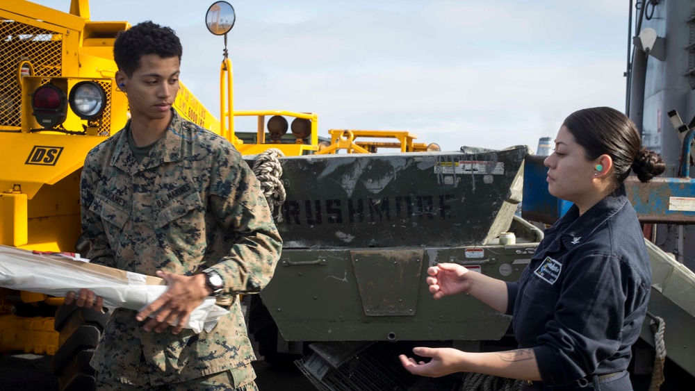 USS Rushmore resupply