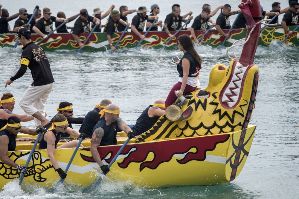 DVIDS Images Navy Team Competes in Naha Haraii Dragon Boat Festival