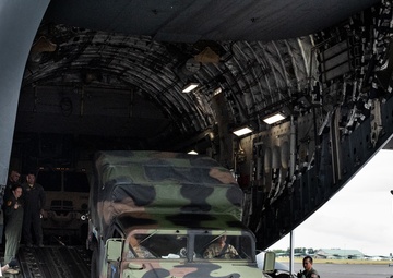 Pacific Airmen help Soldiers improve cargo, airlift operations