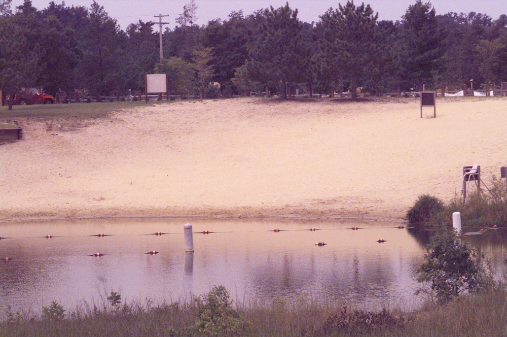 Pine View Campground beach (August 2000)