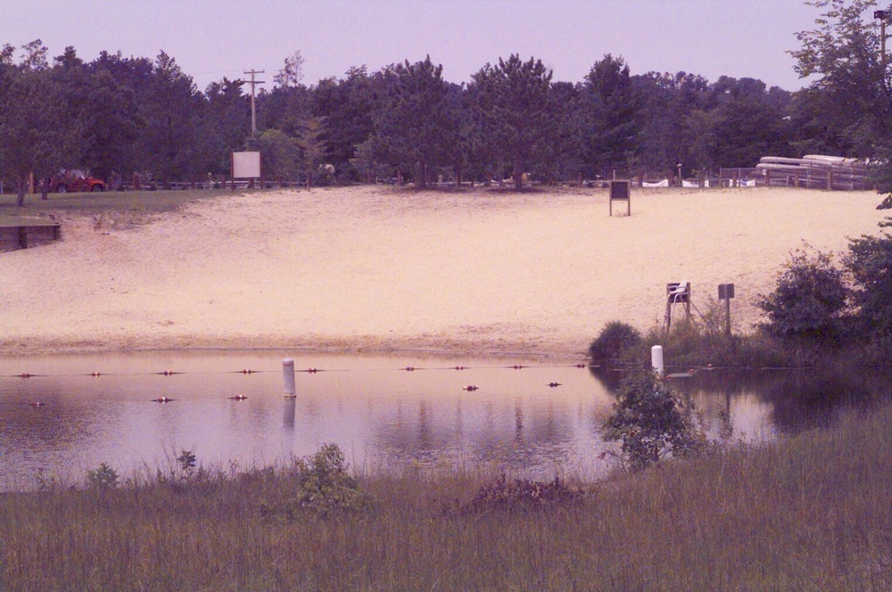 Pine View Campground beach (August 2000)