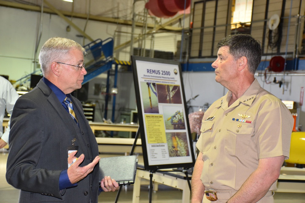 VCNO Visits Naval Oceanography