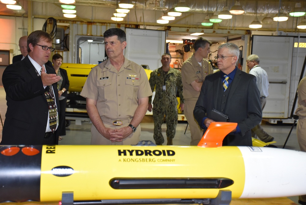 VCNO Visits Naval Oceanography