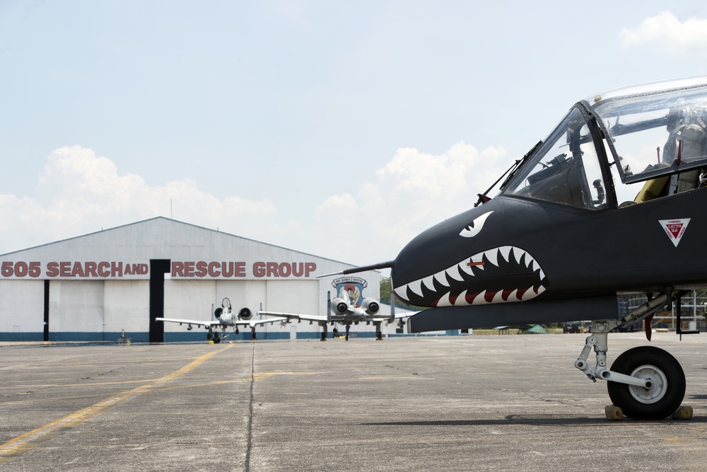 OV-10 arrives at Clark Air Base