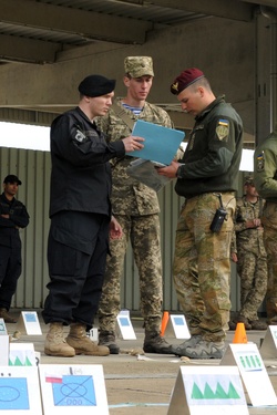 Soldiers break language and culture barriers during Combined Resolve