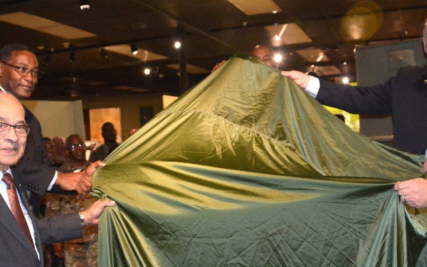 Culinary specialist statue unveiled in QM Museum Subsistence Gallery