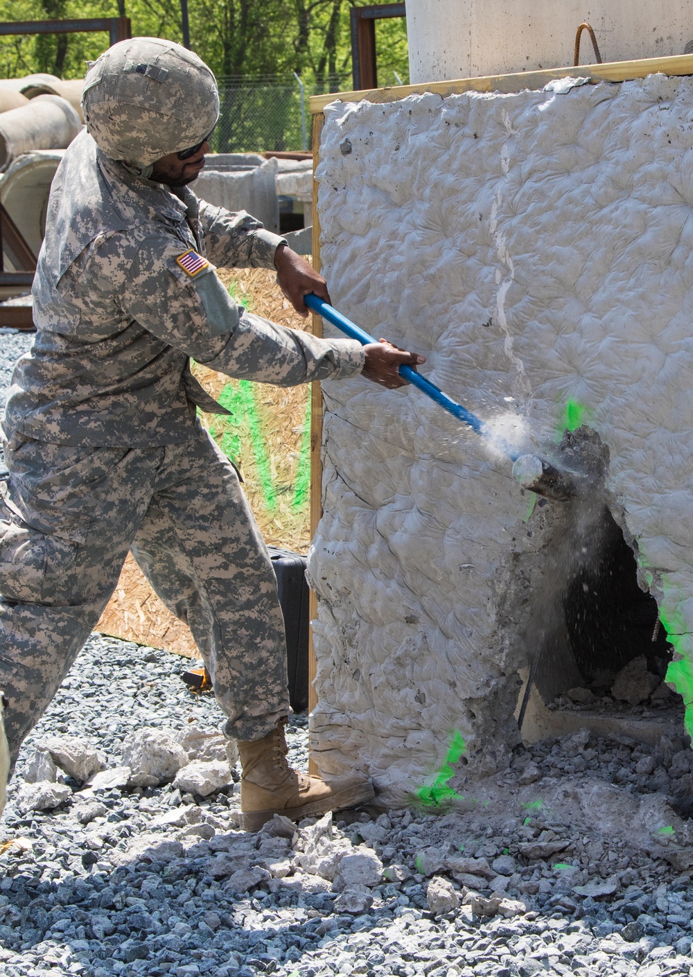 Skilled SAR: Md. Guardsmen drill down in lifesaving training