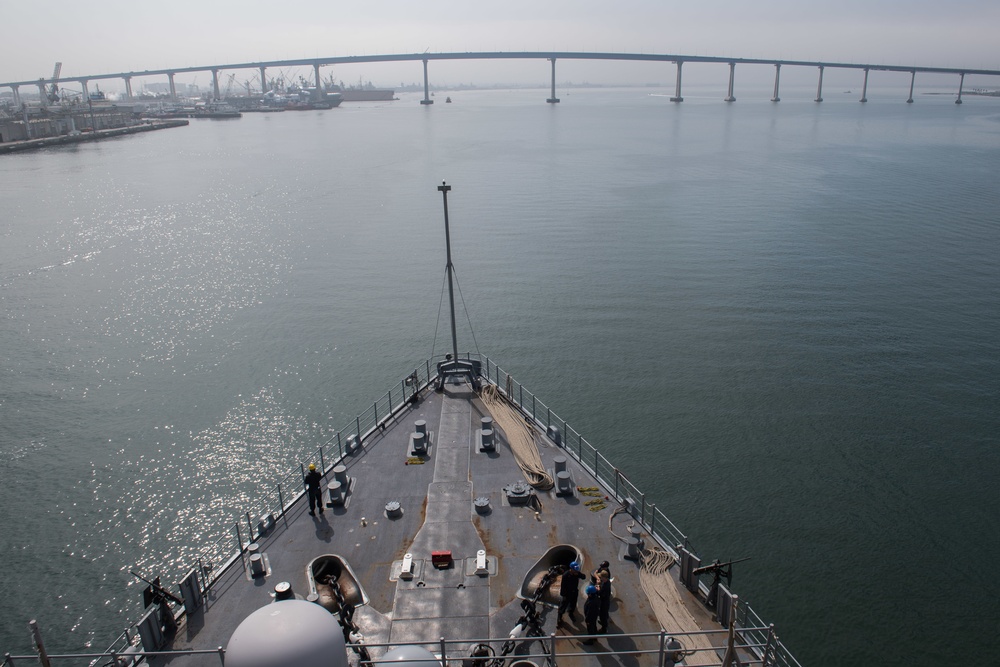 USS Pearl Harbor Returns To San Diego