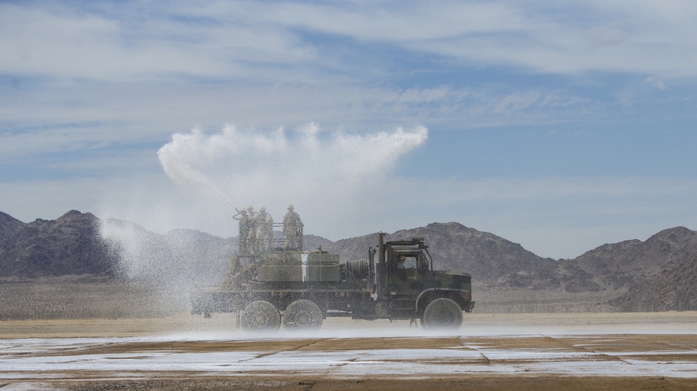 DVIDS Images ITX 318 MWSS271 Constructs Helicopter Landing Zones