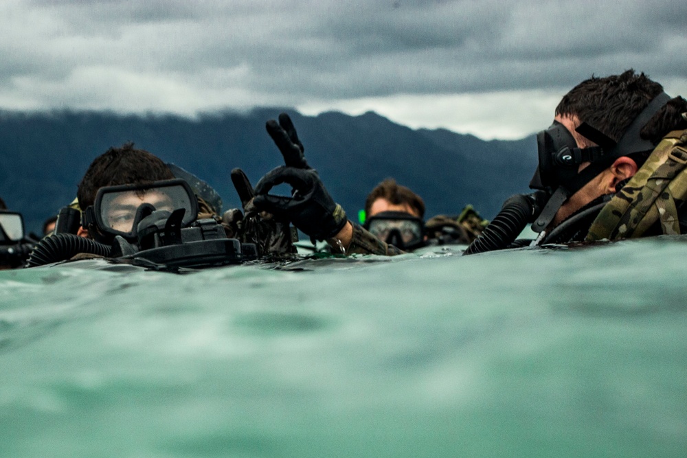 U.S. Marines conduct dive operations