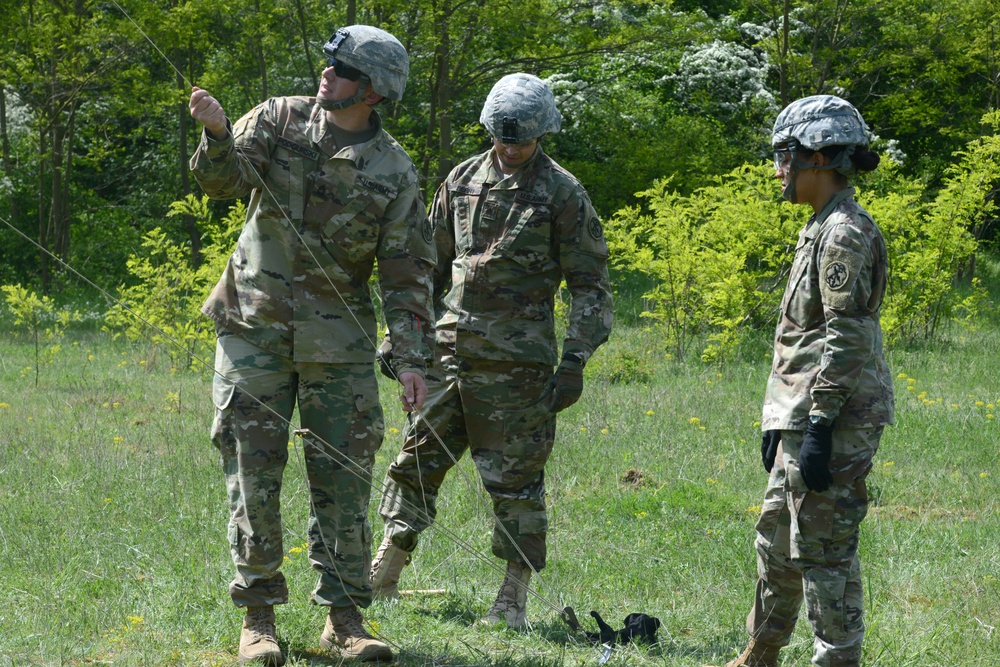 522nd MI BN Training