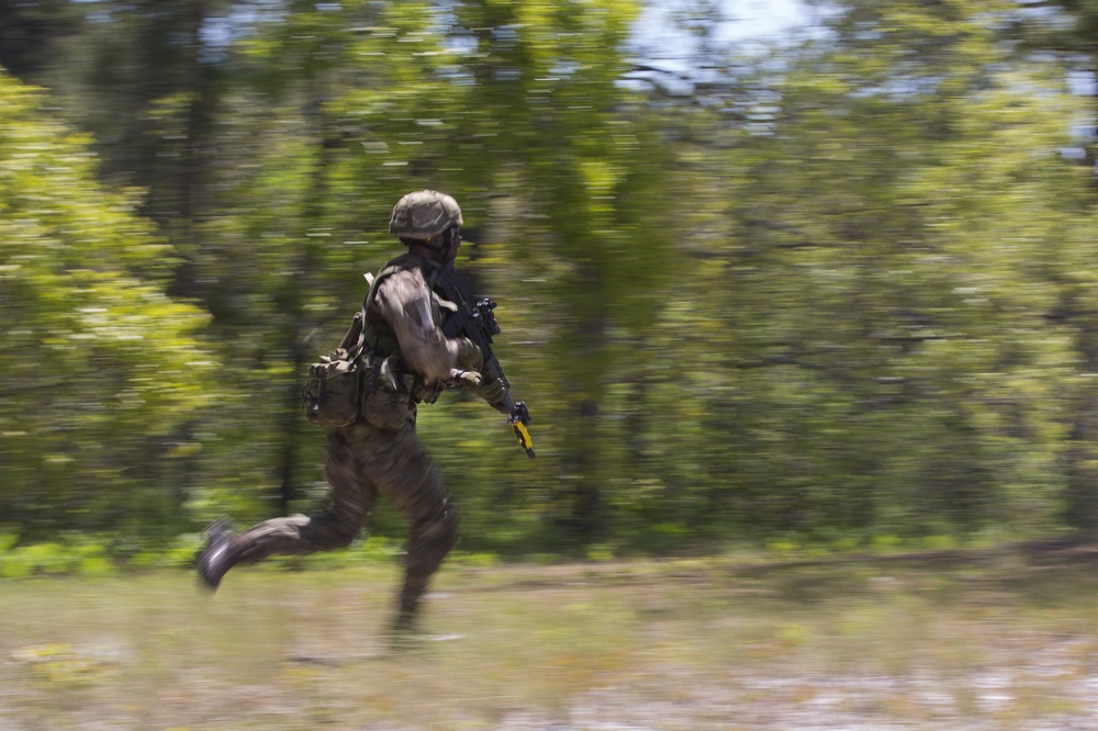 Training Bermuda troops to become Junior Noncommissioned Officers