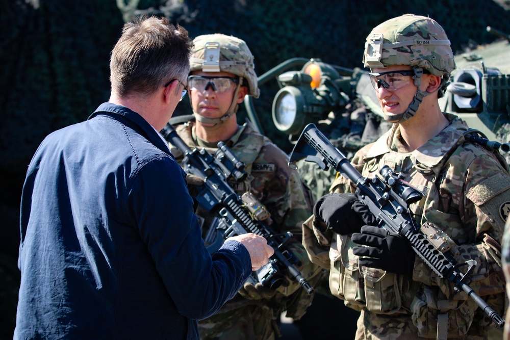 Baltic Defense College visits NATO Battle Group Poland