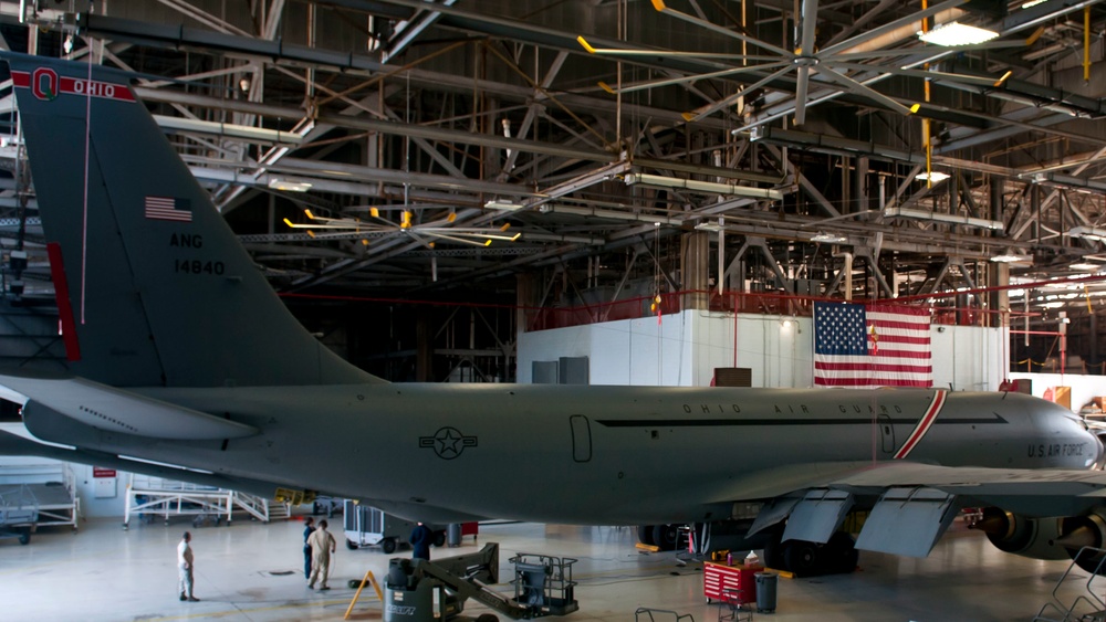 New paint for KC-135