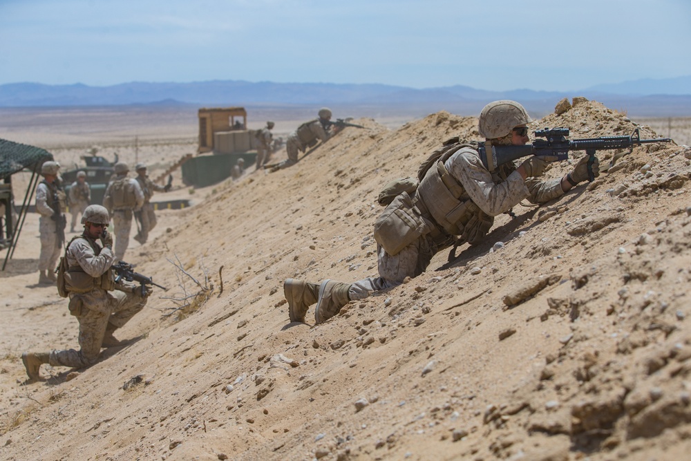 Combat Logistics Battalion 8 trains to defend forward operating bases during Training Exercise 3-18