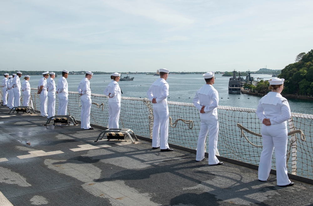 USNS Mercy departs Trincomalee, Sri Lanka
