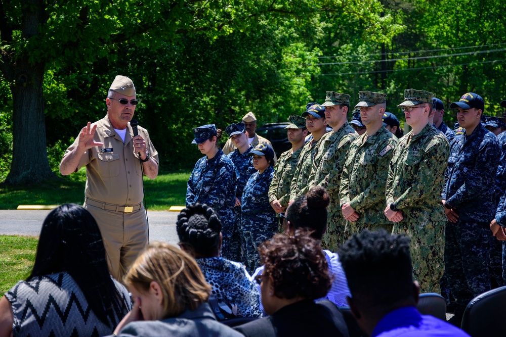 Navy Surgeon General visits Naval Health Clinic Patuxent River