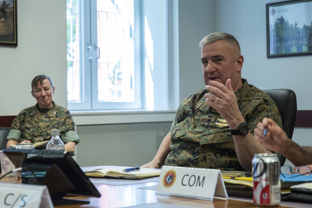 ACMC Visits Marine Forces Europe and Africa Headquarters