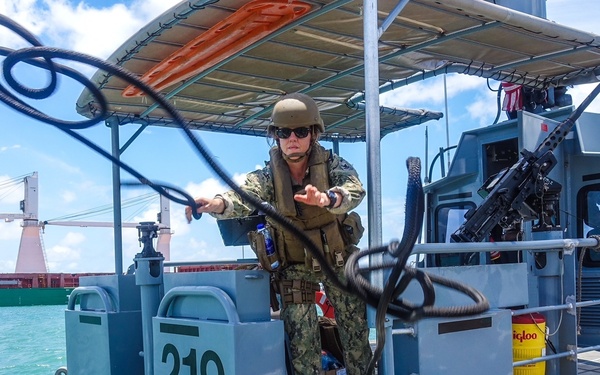 Securing a Patrol Boat Task Group 68.6