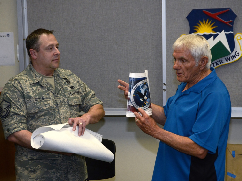 The 123rd Fighter Squadron receives art donation