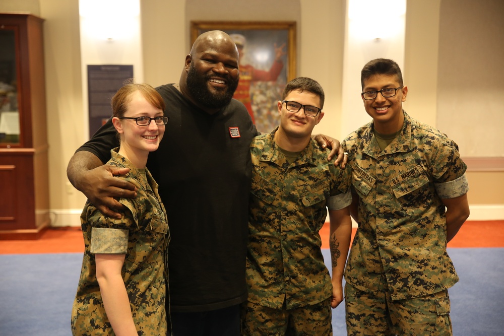 WWE Superstars visit Marine Barracks Washington
