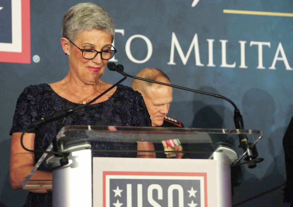 CMC and Mrs. Neller Attend USO Military Spouse Dinner