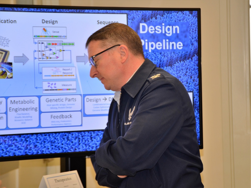 Boston ‘bluing’ trip highlights synthetic biology, biotechnology for AFRL team