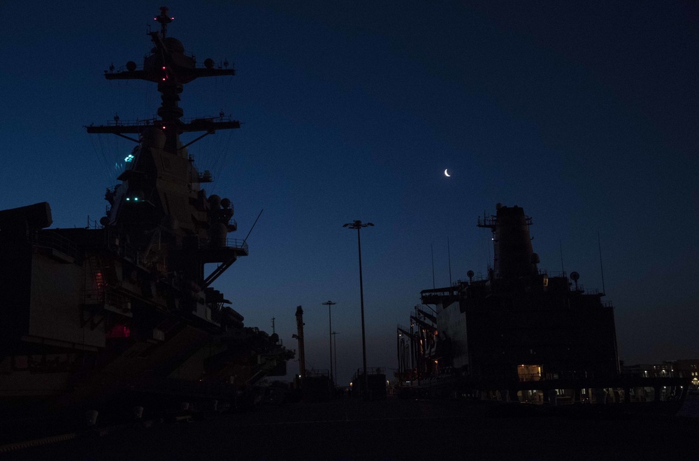 CVN 78 Simulated Replenshement-At-Sea