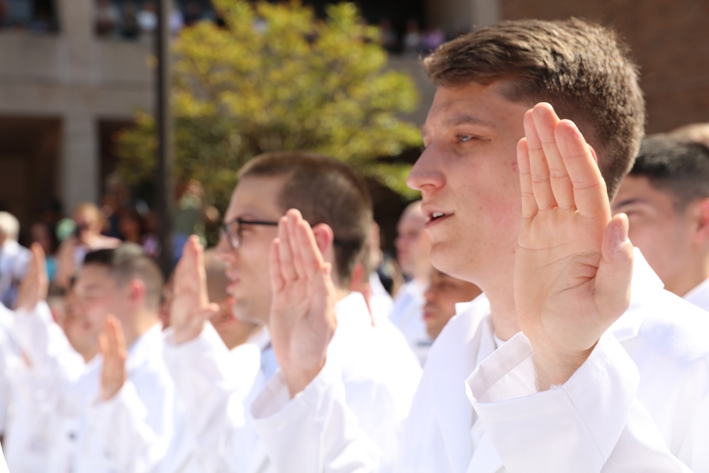 DoD College of Allied Health Sciences Awards First Undergraduate Degree