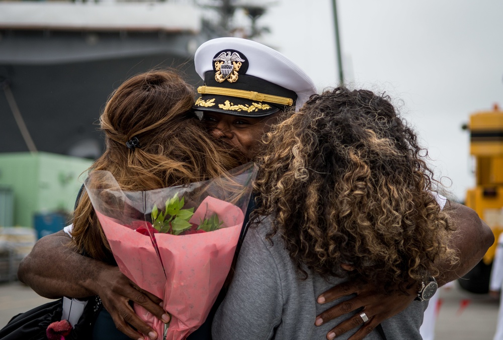 USS Dewey Homecoming