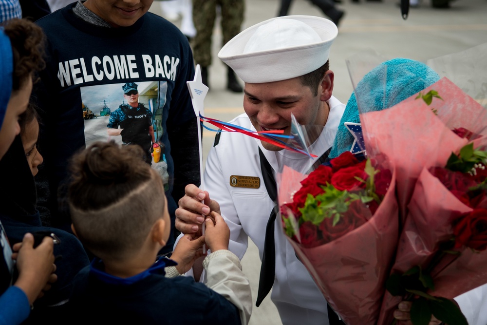 USS Dewey Homecoming