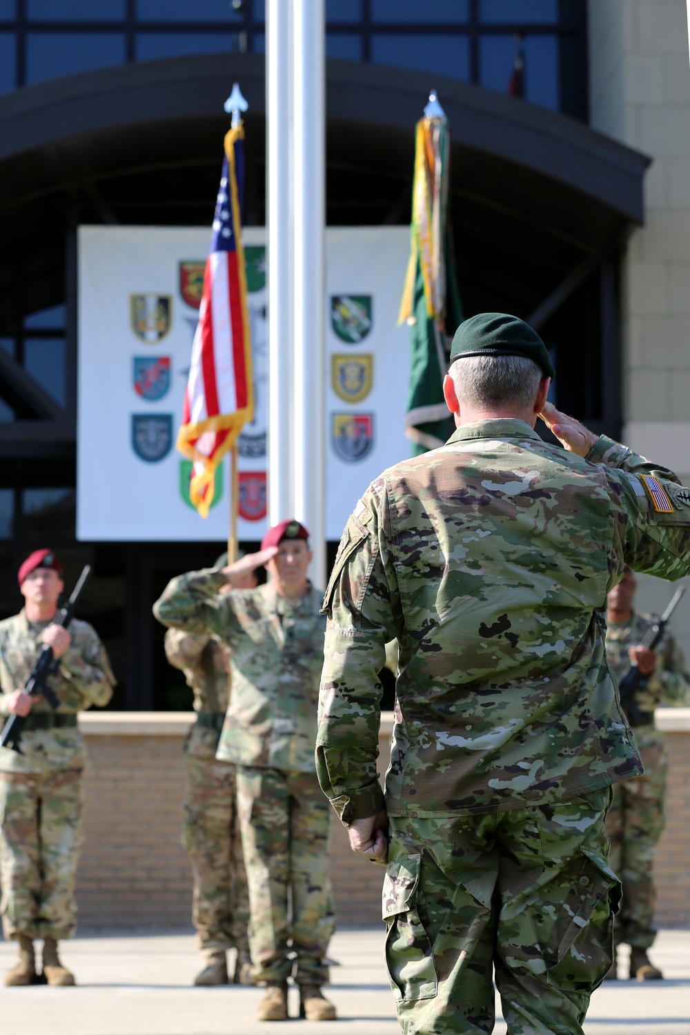 1st Special Forces Command (Airborne) change of command