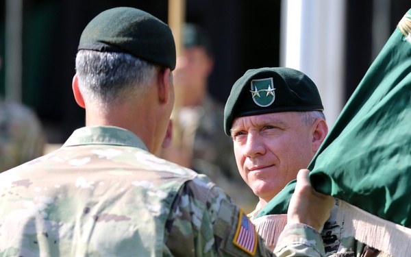 1st Special Forces Command (Airborne) change of command