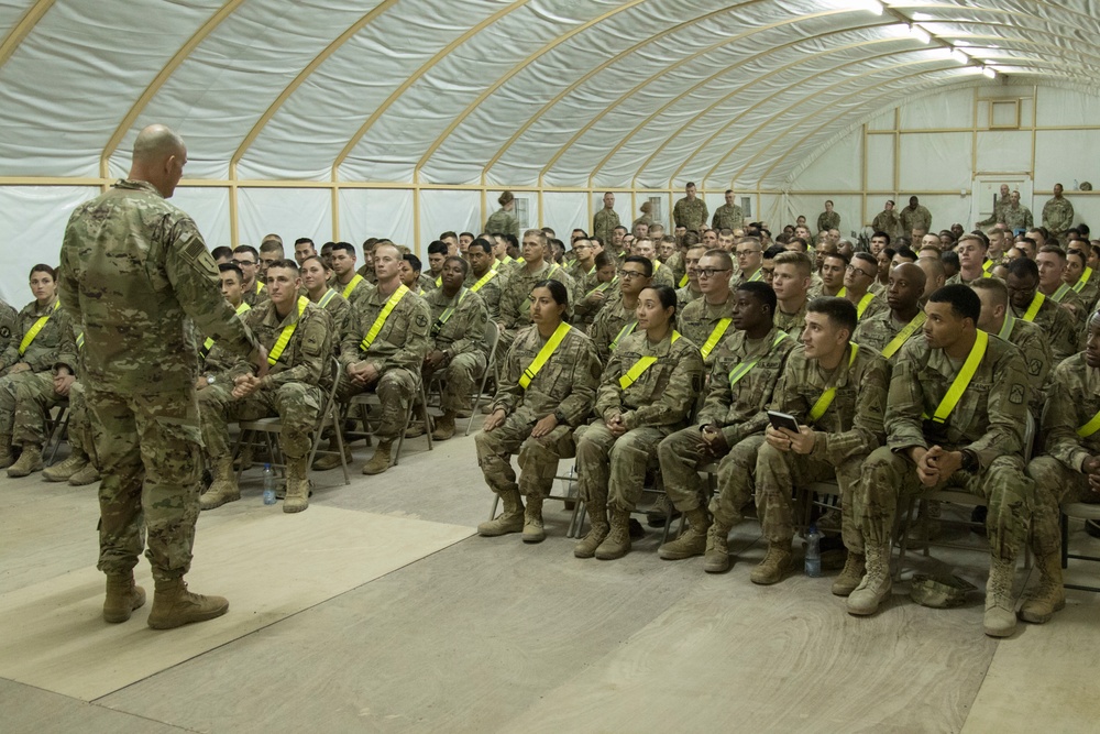 CSM Cornelison visits USARCENT NCO Academy