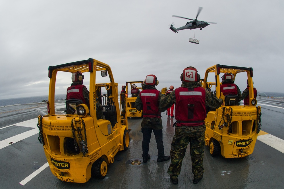 USS Ronald Reagan (CVN 76)