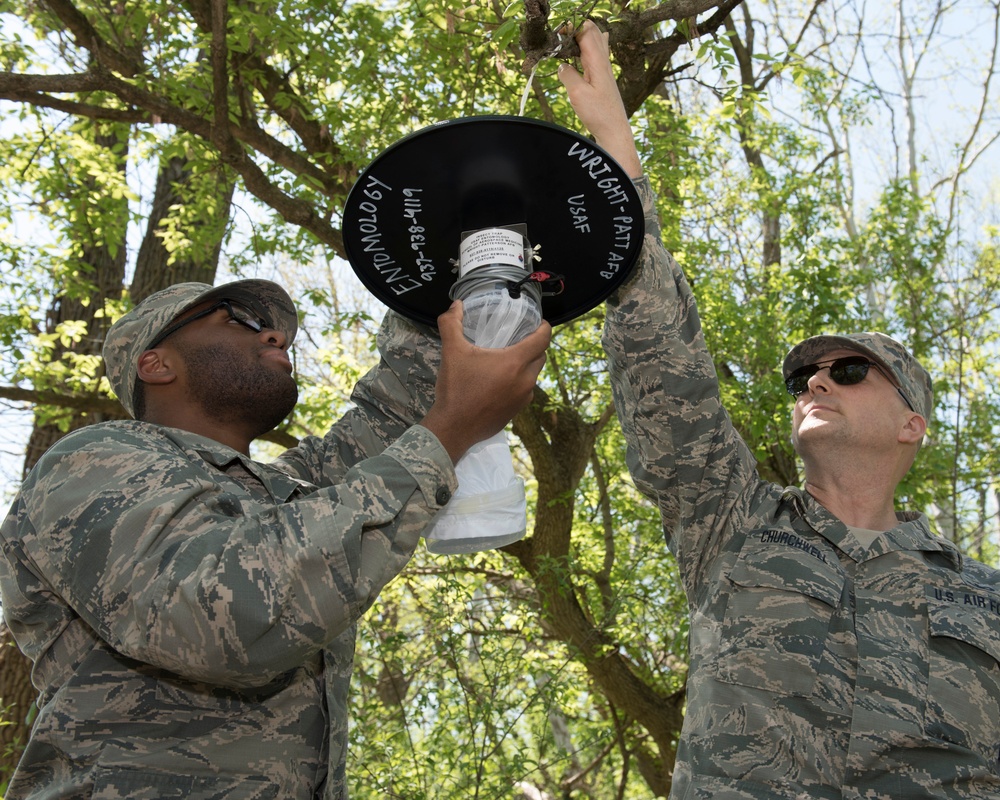 USAFSAM students protect against vector-borne diseases