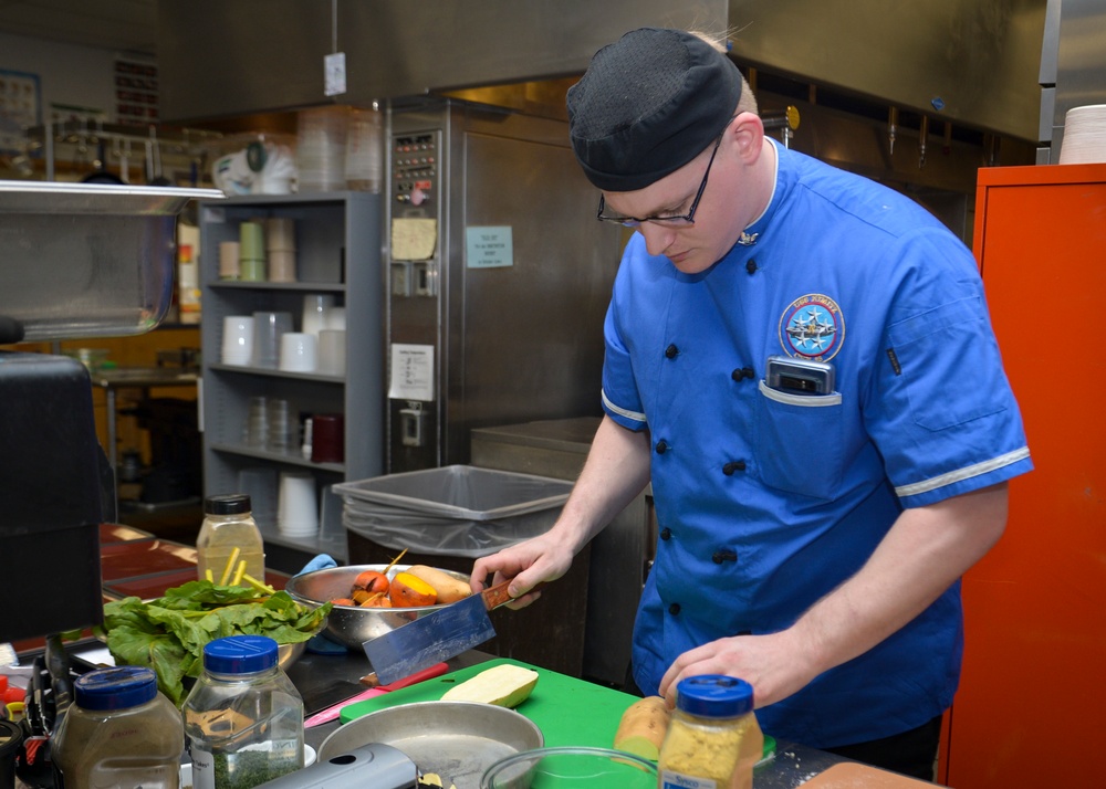 Nimitz Sailor Competes In Culinary Competition