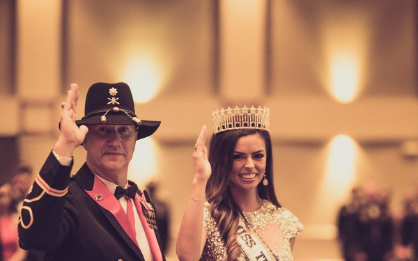 Miss Texas Logan Lester guest speaker at 3-16th FA ball