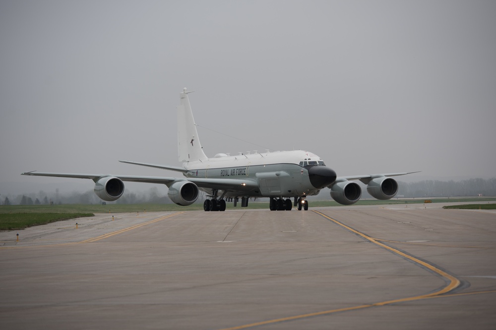 Royal Air Force Rivet Joint landing