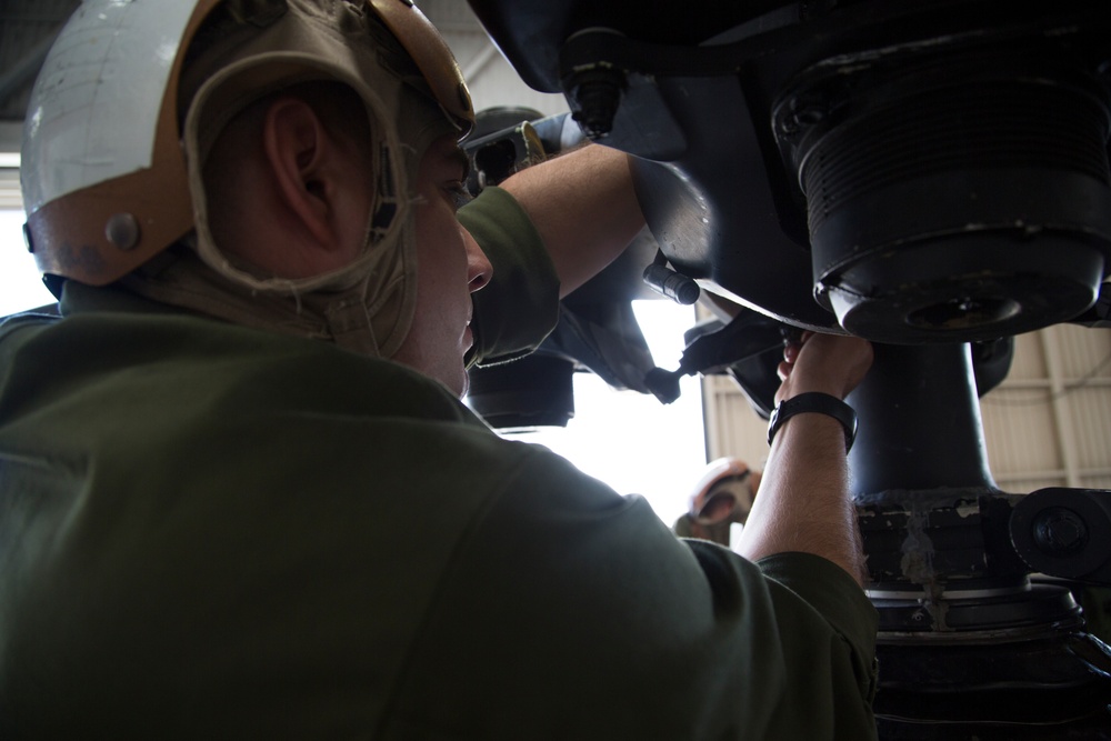 Mechanics ensure helicopters are corrosion-free