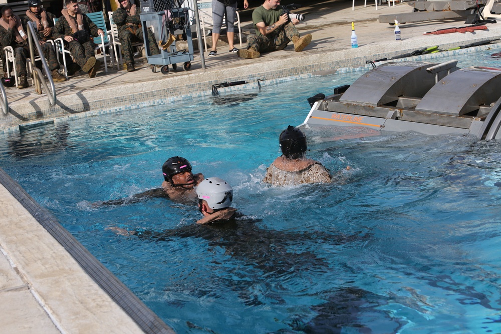 Marines in Hawaii participate in helo dunker course