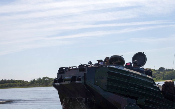 V3/8 Kilo Co. AAV Landing