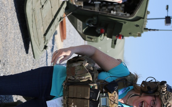 Employers train like Soldiers during ESGR Boss Lift