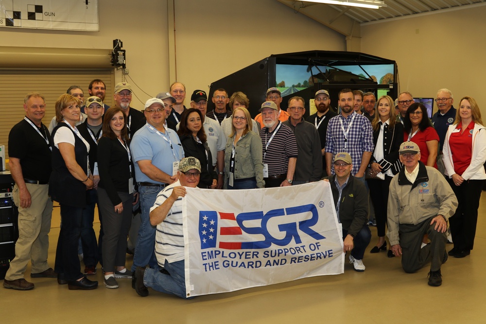 Employers train like Soldiers during ESGR event