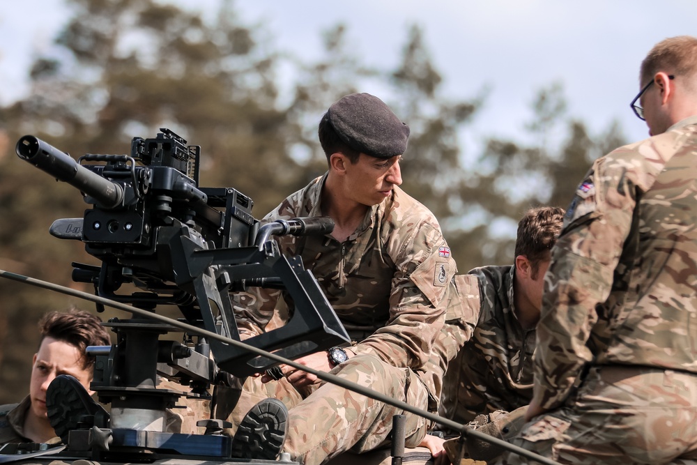Battle Group Poland Starts Weapons Training Event with U.K. Army