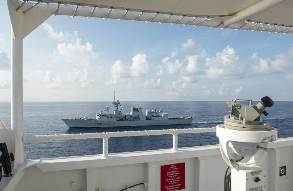 PP18 ships conduct Passing Exercise with HMCS Vancouver